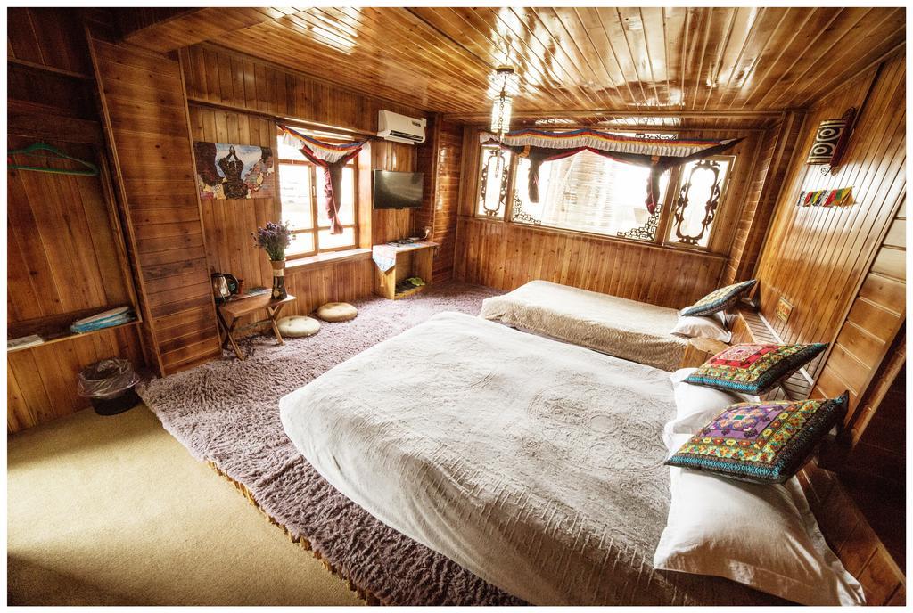 Yi'S Hostel شانغريلا الغرفة الصورة