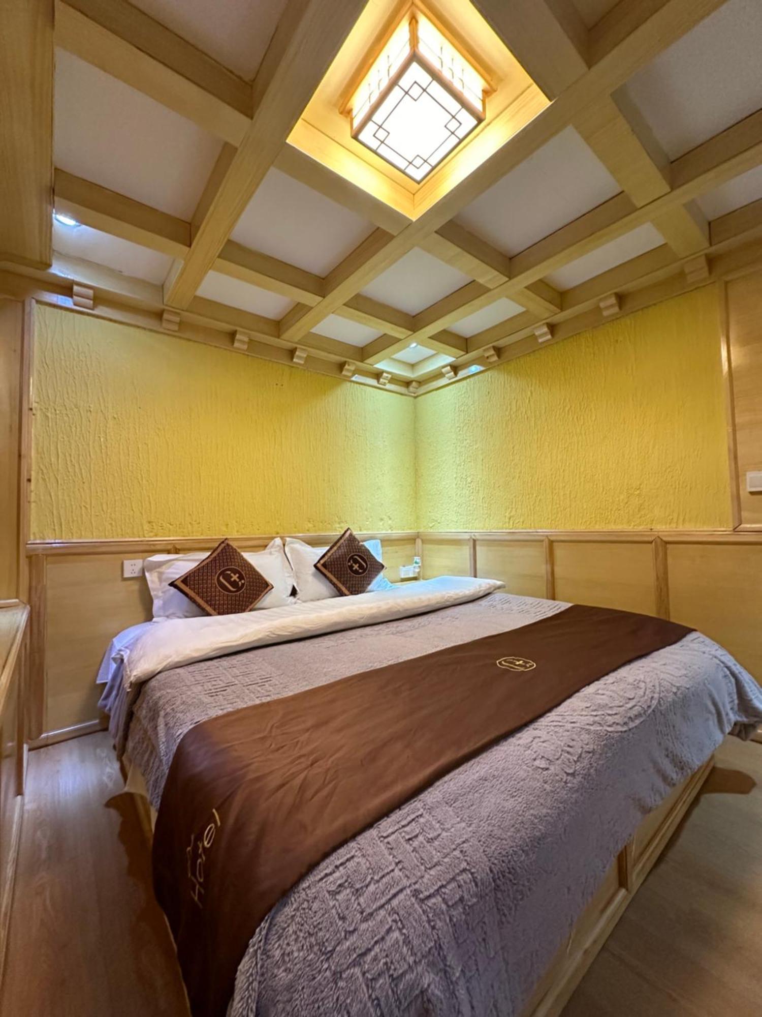 Yi'S Hostel شانغريلا المظهر الخارجي الصورة