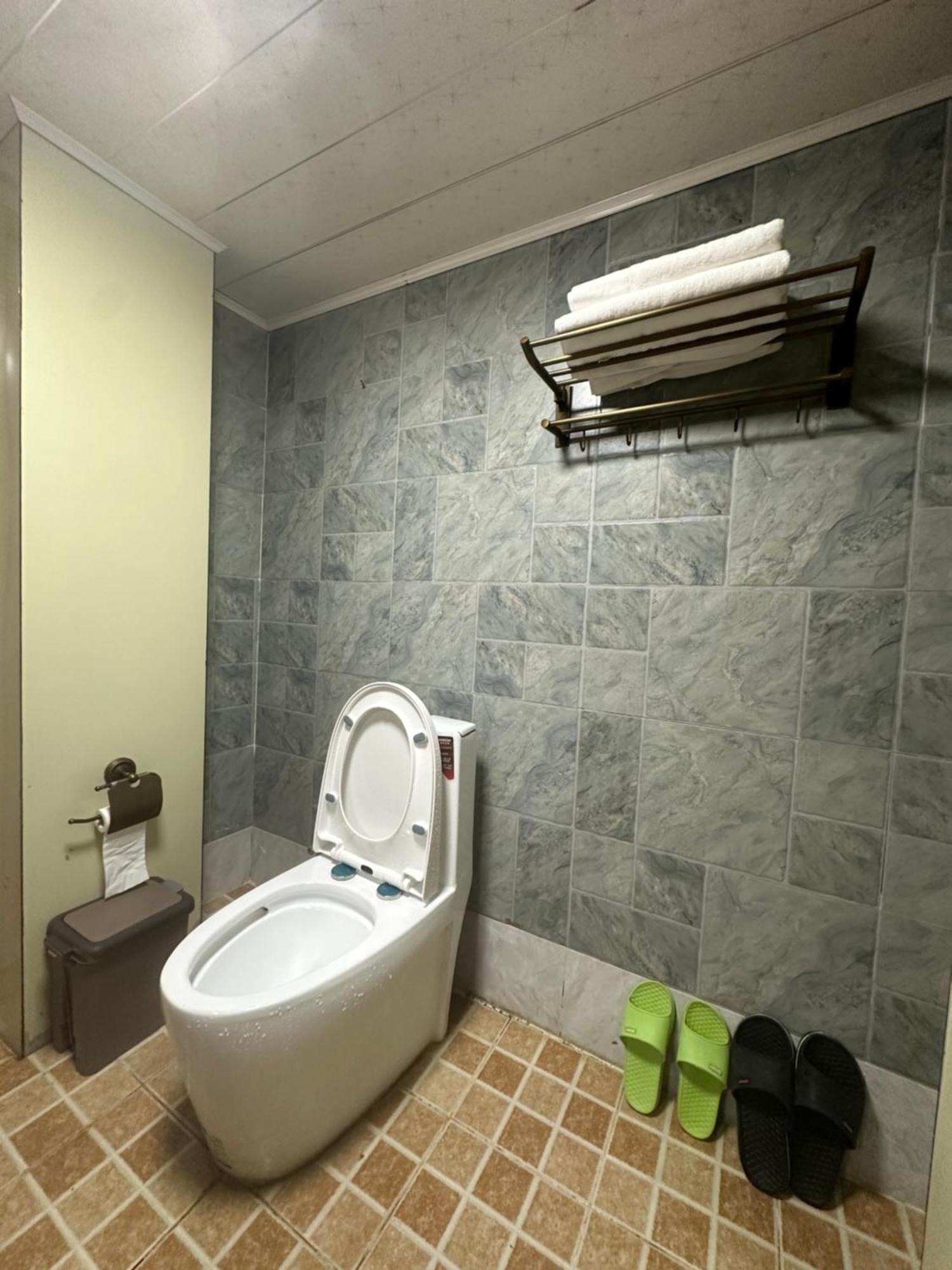 Yi'S Hostel شانغريلا المظهر الخارجي الصورة