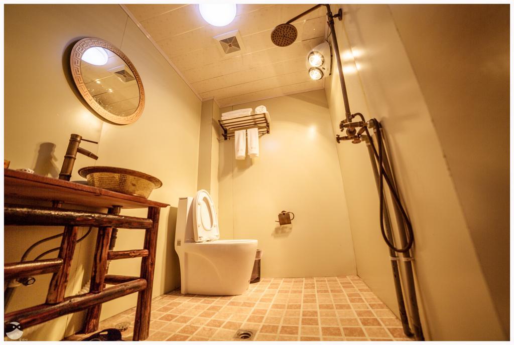 Yi'S Hostel شانغريلا الغرفة الصورة